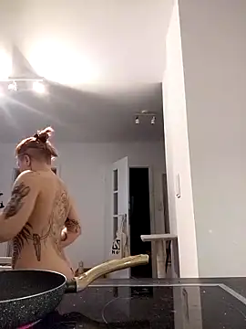 divine eve online show from April 4, 2026, 12:57 pm