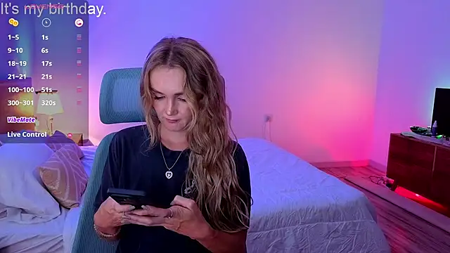 Snapshot of PrincessVS chatting on July 12, 2026, 11:12 am PrincessVS online show from July 12, 2026, 11:12 am
