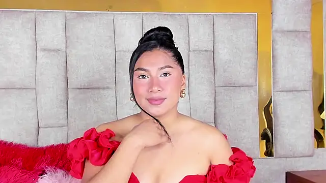 LinnaGardenia online show from February 27, 2026, 1:55 pm