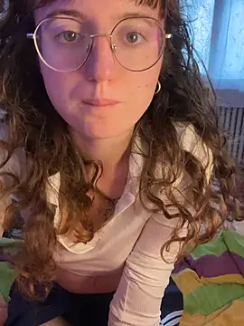 Snapshot of _foxygirl_ chatting on March 3, 2026, 4:35 pm foxygirl online show from March 3, 2026, 4:35 pm