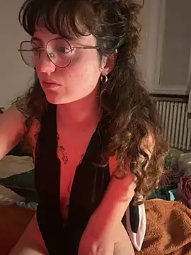 Snapshot of _foxygirl_ chatting on March 23, 2026, 9:41 pm foxygirl online show from March 23, 2026, 9:41 pm