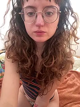 Snapshot of _foxygirl_ chatting on April 2, 2026, 9:07 am foxygirl online show from April 2, 2026, 9:07 am