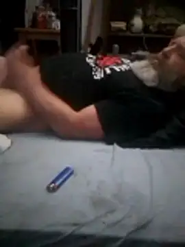 iambradz online show from November 30, 2025, 6:01 pm