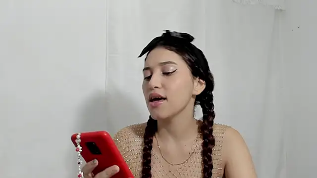 Snapshot of gabriela_duarte1 chatting on January 5, 2025, 11:01 pm gabriela duarte1 online show from January 5, 2025, 11:01 pm