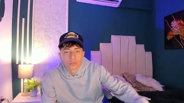 AlessandroDybala online show from February 21, 2025, 12:06 pm