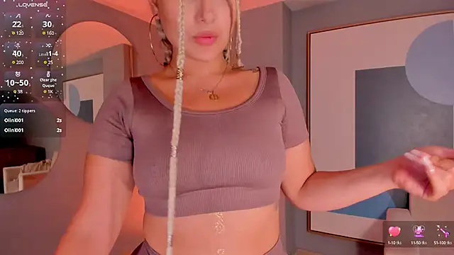 Snapshot of AnnaBrooks1 chatting on February 25, 2025, 7:58 pm AnnaBrooks1 online show from February 25, 2025, 7:58 pm