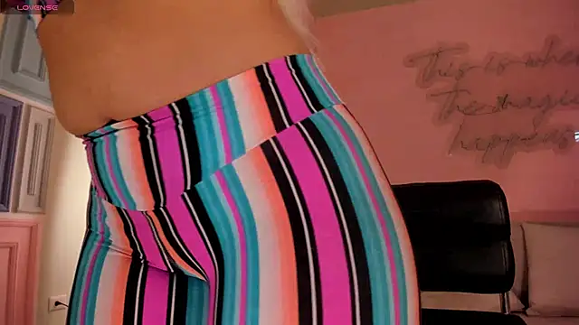 Snapshot of AnnaBrooks1 chatting on March 18, 2025, 7:31 pm AnnaBrooks1 online show from March 18, 2025, 7:31 pm