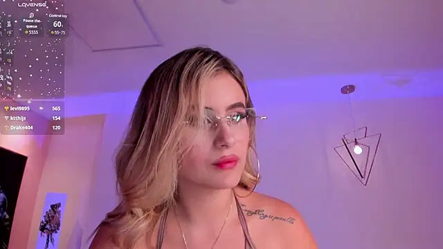 AnnaBrooks1 online show from March 8, 2026, 2:04 am