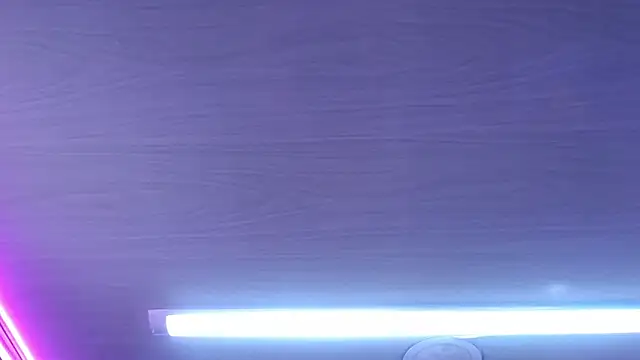 Snapshot of candy_lux_ chatting on January 15, 2025, 4:54 pm candy lux online show from January 15, 2025, 4:54 pm