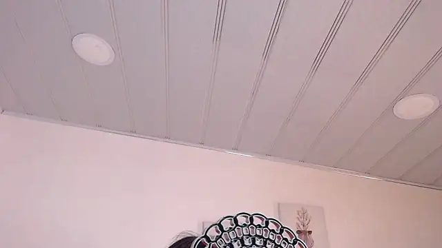 Snapshot of candy_lux_ chatting on February 28, 2025, 5:59 pm candy lux online show from February 28, 2025, 5:59 pm