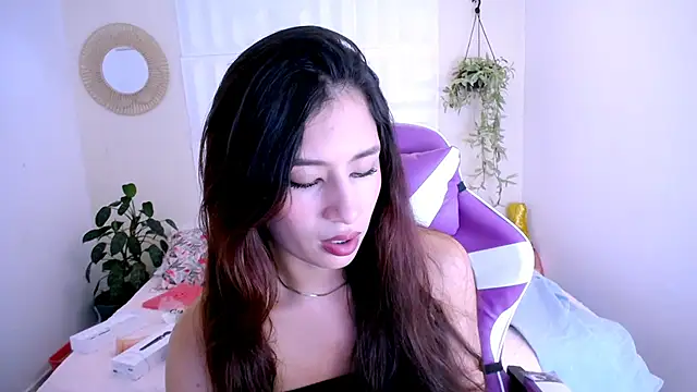 nataly red online show from June 25, 2026, 7:51 pm