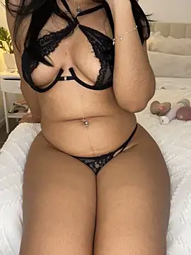 Exotic-mia online show from January 22, 2025, 5:37 am