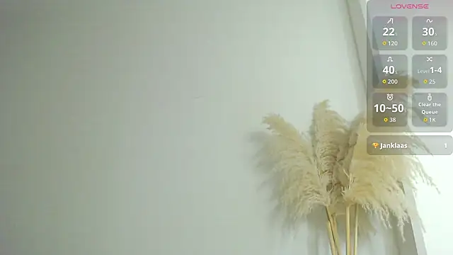dollface17 online show from July 1, 2026, 11:37 pm