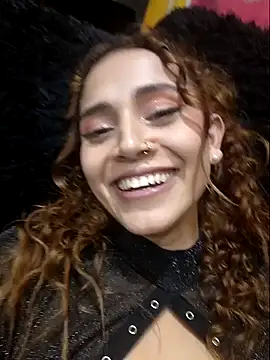 Snapshot of elibaker_ chatting on January 19, 2025, 10:17 am elibaker  online show from January 19, 2025, 10:17 am