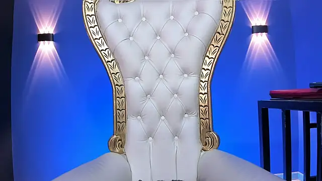 Santa Cooper  online show from October 17, 2025, 3:10 am