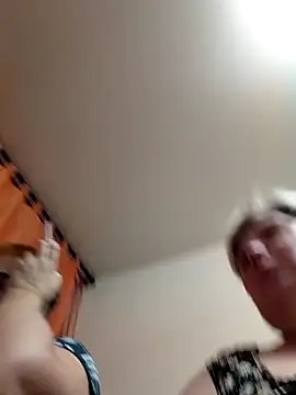 Snapshot of Baunti5555 chatting on November 9, 2025, 6:17 pm Baunti5555 online show from November 9, 2025, 6:17 pm