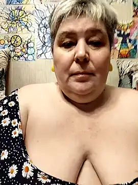 Snapshot of Baunti5555 chatting on December 14, 2025, 4:07 am Baunti5555 online show from December 14, 2025, 4:07 am