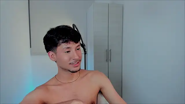 dimitri targaryen online show from December 14, 2024, 2:45 am