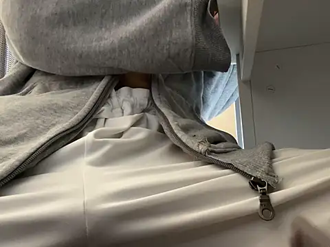 Snapshot of lkun9 chatting on December 17, 2024, 2:12 am lkun9 online show from December 17, 2024, 2:12 am