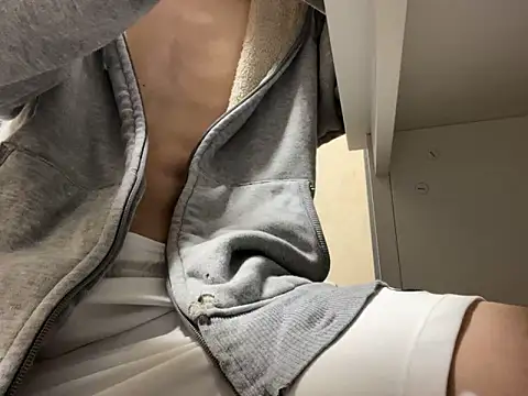 Snapshot of lkun9 chatting on December 20, 2024, 3:31 pm lkun9 online show from December 20, 2024, 3:31 pm