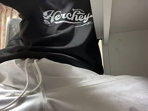 Snapshot of lkun9 chatting on December 26, 2024, 3:27 am lkun9 online show from December 26, 2024, 3:27 am