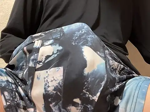 Snapshot of lkun9 chatting on November 5, 2025, 2:06 pm lkun9 online show from November 5, 2025, 2:06 pm