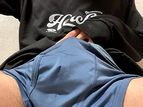 Snapshot of lkun9 chatting on November 14, 2025, 3:22 pm lkun9 online show from November 14, 2025, 3:22 pm