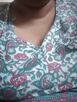 Krishporn online show from November 4, 2025, 9:52 am