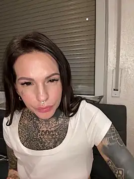 AileenInkOfficial online show from February 23, 2025, 8:11 pm