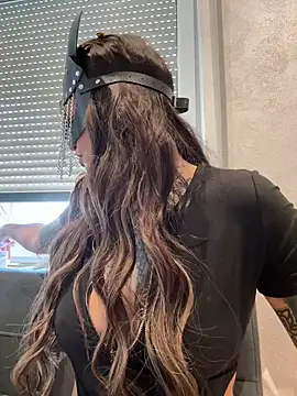 AileenInkOfficial online show from February 27, 2025, 10:04 am