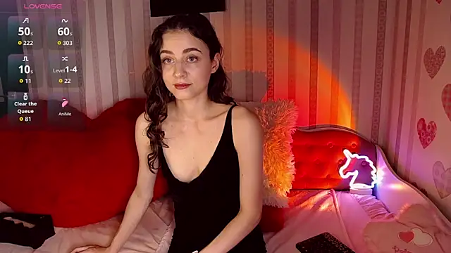 AliceNikke online show from September 30, 2025, 8:14 pm