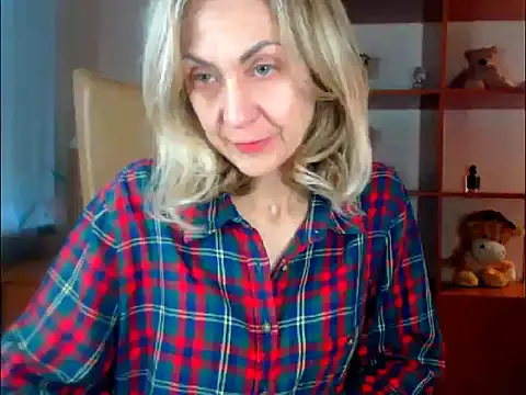 Tanya6547 online show from November 17, 2025, 8:31 am