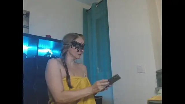 hadaazul99 online show from March 18, 2025, 3:10 pm