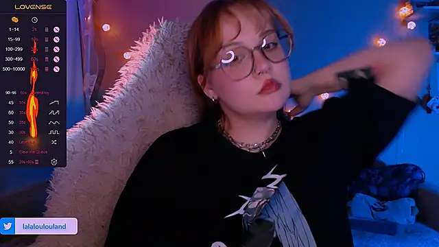 Snapshot of lala_loulou_land chatting on March 21, 2025, 7:46 pm lala loulou land online show from March 21, 2025, 7:46 pm