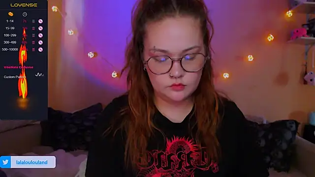 Snapshot of lala_loulou_land chatting on October 20, 2025, 11:32 am lala loulou land online show from October 20, 2025, 11:32 am