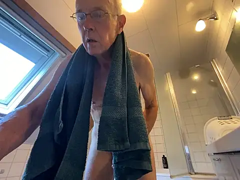 martxxxxx online show from September 22, 2025, 9:00 am