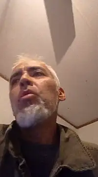 Snapshot of Xoc8_ chatting on December 21, 2024, 8:32 pm Xoc8 online show from December 21, 2024, 8:32 pm