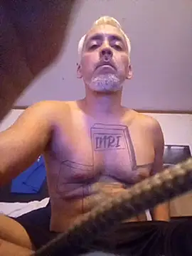 Snapshot of Xoc8_ chatting on February 6, 2025, 8:50 am Xoc8 online show from February 6, 2025, 8:50 am