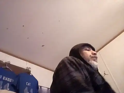 Snapshot of Xoc8_ chatting on February 22, 2025, 3:45 am Xoc8 online show from February 22, 2025, 3:45 am