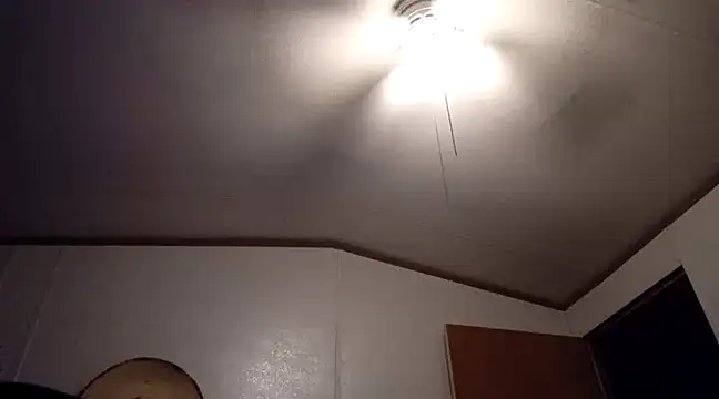 Snapshot of Xoc8_ chatting on February 25, 2025, 1:41 am Xoc8 online show from February 25, 2025, 1:41 am