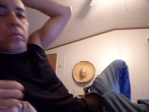 Snapshot of Xoc8_ chatting on February 26, 2025, 1:21 am Xoc8 online show from February 26, 2025, 1:21 am