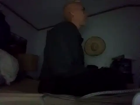 Snapshot of Xoc8_ chatting on March 3, 2025, 4:03 am Xoc8 online show from March 3, 2025, 4:03 am