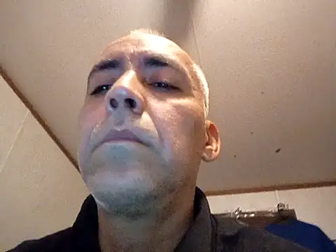 Snapshot of Xoc8_ chatting on March 7, 2025, 1:31 am Xoc8 online show from March 7, 2025, 1:31 am