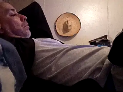 Snapshot of Xoc8_ chatting on March 13, 2025, 3:17 pm Xoc8 online show from March 13, 2025, 3:17 pm