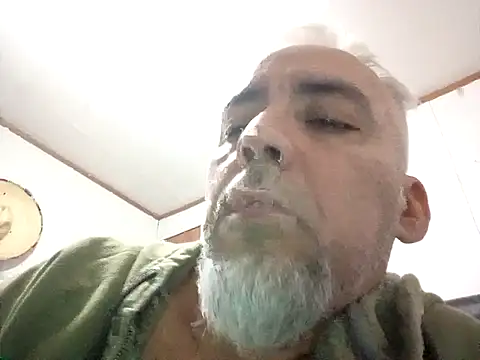 Snapshot of Xoc8_ chatting on October 3, 2025, 8:22 am Xoc8 online show from October 3, 2025, 8:22 am