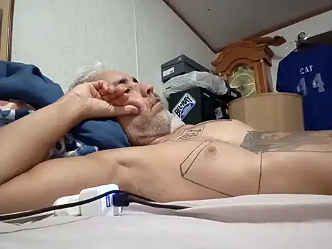 Snapshot of Xoc8_ chatting on October 22, 2025, 2:56 am Xoc8 online show from October 22, 2025, 2:56 am