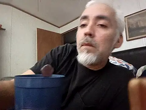 Xoc8  online show from February 16, 2026, 3:35 am