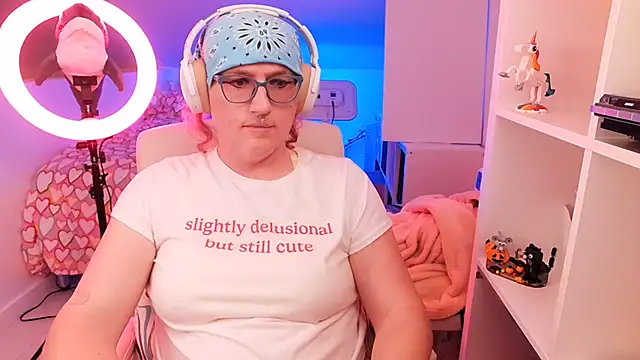 TransCayenne online show from November 11, 2025, 7:58 pm