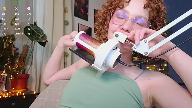 Snapshot of _lightmyfire chatting on December 29, 2024, 12:34 pm  lightmyfire online show from December 29, 2024, 12:34 pm