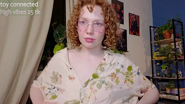 Snapshot of _lightmyfire chatting on February 1, 2025, 8:26 pm  lightmyfire online show from February 1, 2025, 8:26 pm